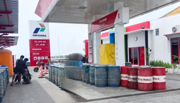 Selewengkan Solar Subsidi 30 Ton, APMS 56.694.05 Sapeken milik H kandar Terancam Dilaporkan ke Polda Jatim!