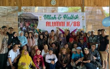 Halalbihalal Alumni SMPN 10/88 Berlangsung Khidmat, Dihadiri Pejabat hingga Alumni Luar Daerah