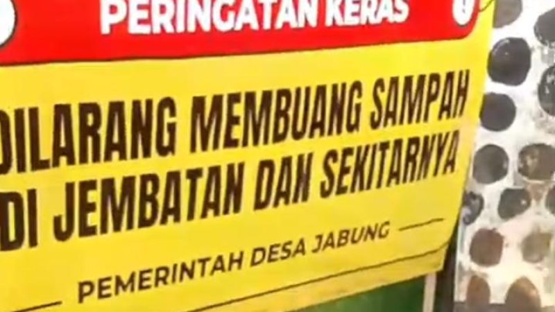 Viral Tak Cukup, Sampah Bawah Jembatan Masih Menyengat Menghantui Warga Desa Jabung