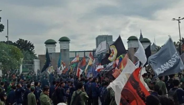 Gelombang Aksi Kepung Jakarta, Ratusan Personel Dikerahkan; Suara Publik Kembali Menggema di Jalanan