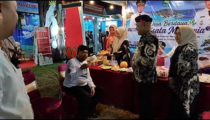 Melon Kangean Jadi Kebanggaan, Bupati Sumenep Kunjungi Stand Kecamatan Arjasa